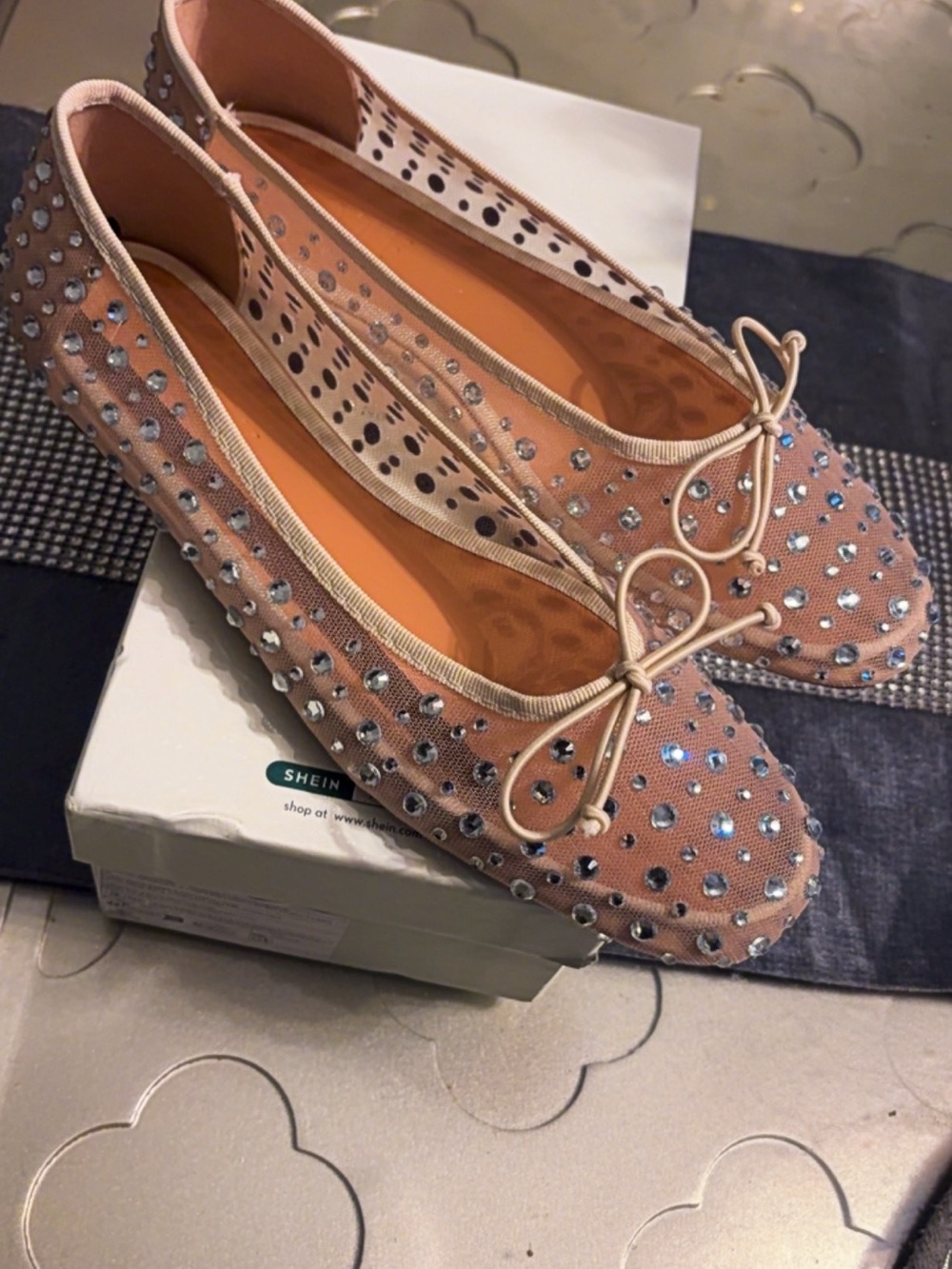 MOTF Blush Nude Crystal-Studded Mesh Ballet Flats with Bow - Picture 3 of 7